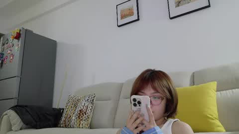 Snapshot of kitty773272 chatting on 05/12/26, 08:55 Kitty and Aniki online show from 05/12/26, 08:55