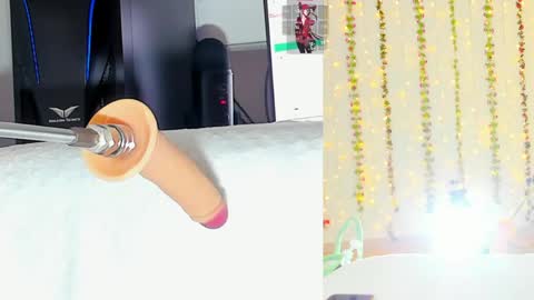 Kitty online show from 05/13/26, 10:01