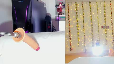 Snapshot of kitty__rosse__ chatting on 06/28/26, 10:10 Kitty online show from 06/28/26, 10:10