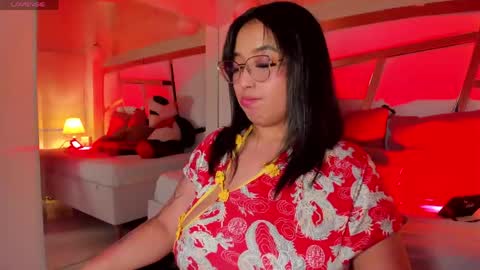 Kitty  online show from 05/12/26, 07:49