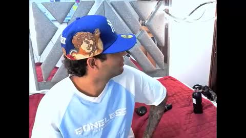 kitty_and_masterboy online show from 11/18/25, 02:50