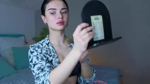 kitty_cut1ee_ online show from 02/24/26, 01:42