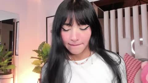 Snapshot of kitty_eliffe chatting on 11/12/25, 11:03 kitty online show from 11/12/25, 11:03