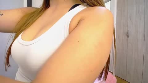 kitty_f00x online show from 04/22/26, 07:26