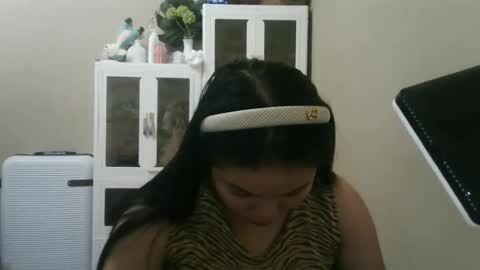 Snapshot of kitty_fussy chatting on 09/26/25, 09:13 kitty_fussy online show from 09/26/25, 09:13