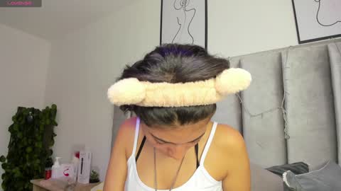 Camila online show from 01/09/25, 02:22