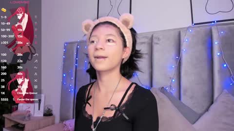 Camila online show from 01/10/25, 02:35