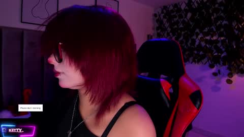 Camila online show from 10/25/25, 02:08