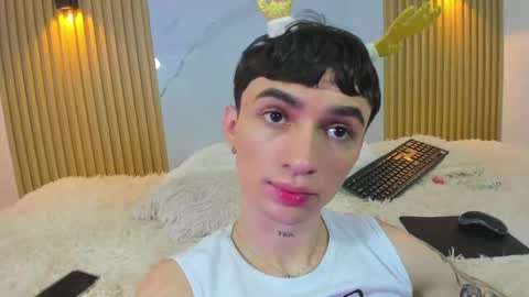 kitty_gill online show from 12/21/24, 02:37