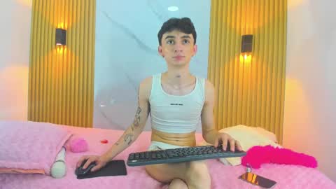 kitty_gill online show from 12/27/24, 05:26
