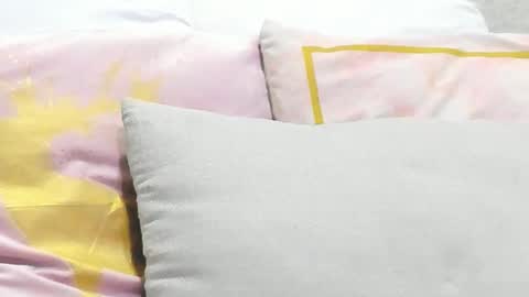 Katy online show from 11/14/25, 03:05