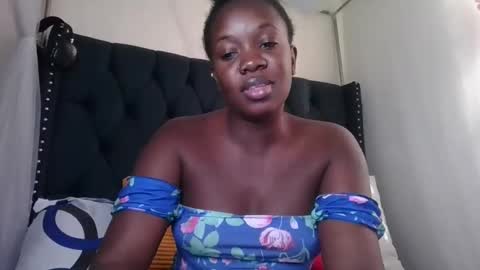 Snapshot of kitty_kerry chatting on 04/01/26, 01:41 kitty_kerry online show from 04/01/26, 01:41
