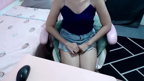 Kate online show from 12/19/25, 04:25