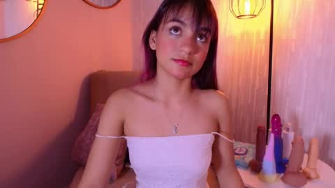 Snapshot of kitty_madness chatting on 06/05/26, 08:47 KITTY online show from 06/05/26, 08:47