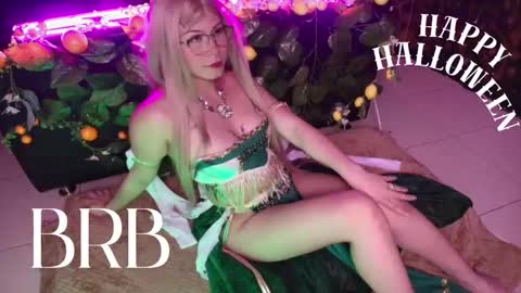 Kitty online show from 11/18/25, 04:17