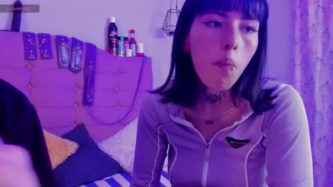 kitty_matias_ls online show from 02/25/26, 08:40