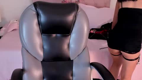 Kitty online show from 02/23/25, 06:07