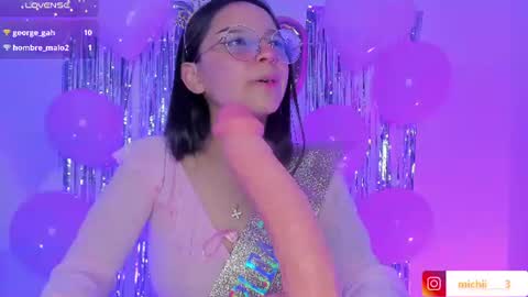 Snapshot of kitty_patitas_suavess chatting on 06/20/26, 02:14 Kitty online show from 06/20/26, 02:14