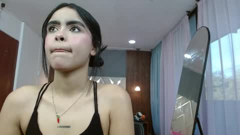 Snapshot of kitty_rousse01 chatting on 05/09/26, 11:37 online show from 05/09/26, 11:37