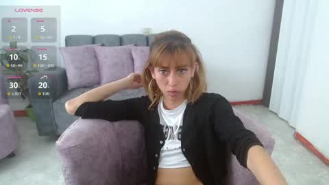 Snapshot of kitty_seducction chatting on 06/02/26, 08:00 Aleja online show from 06/02/26, 08:00