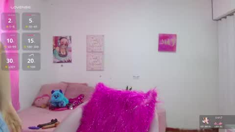 Snapshot of kitty_seducction chatting on 06/29/26, 08:31 Aleja online show from 06/29/26, 08:31
