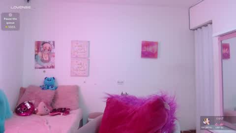 Snapshot of kitty_seducction chatting on 07/06/26, 06:43 Aleja online show from 07/06/26, 06:43