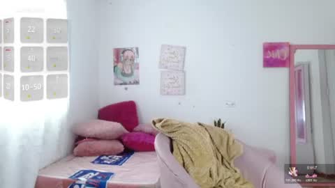 Snapshot of kitty_seducction chatting on 07/16/26, 07:20 Aleja online show from 07/16/26, 07:20