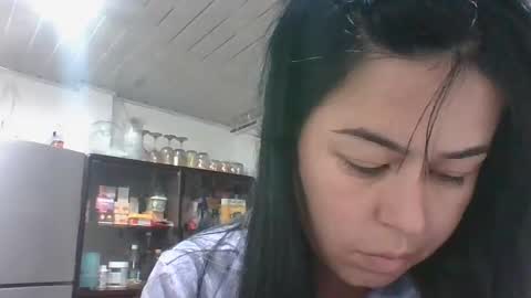 Snapshot of kitty_small69 chatting on 03/06/26, 03:25 kitty_small69 online show from 03/06/26, 03:25