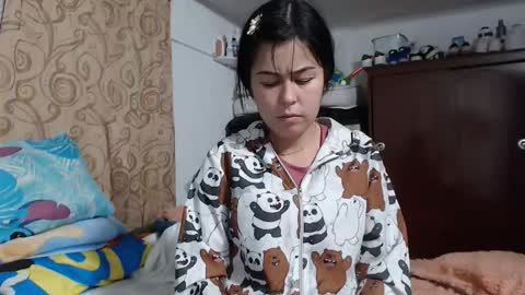 kitty_small69 online show from 05/18/26, 04:07