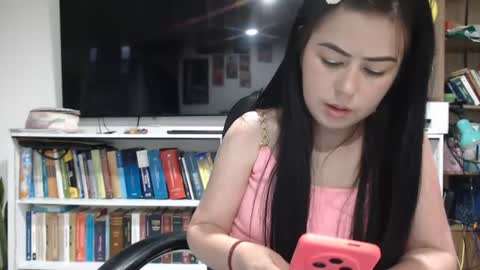 Snapshot of kitty_small69 chatting on 07/25/26, 11:02 kitty_small69 online show from 07/25/26, 11:02
