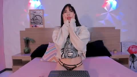 Snapshot of kitty_velve chatting on 03/31/26, 12:05 kitty online show from 03/31/26, 12:05