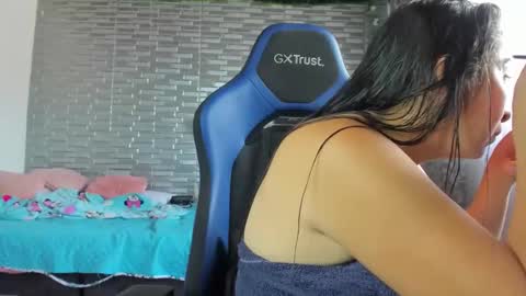 violet online show from 05/09/26, 03:06