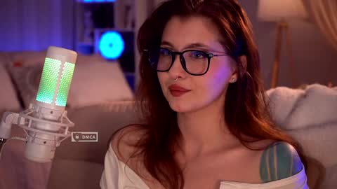 Snapshot of kittybay_ chatting on 05/15/26, 10:00 KittyBay online show from 05/15/26, 10:00