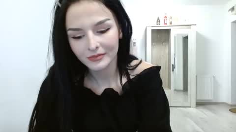 Snapshot of kittyblackcat chatting on 11/24/25, 01:22 Kitty online show from 11/24/25, 01:22