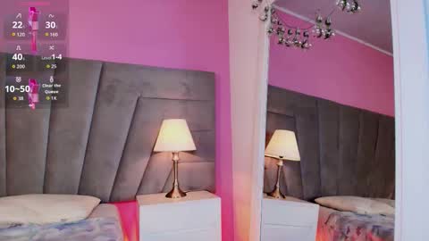 Snapshot of kittybloom_ chatting on 11/25/25, 12:38 Kitty online show from 11/25/25, 12:38