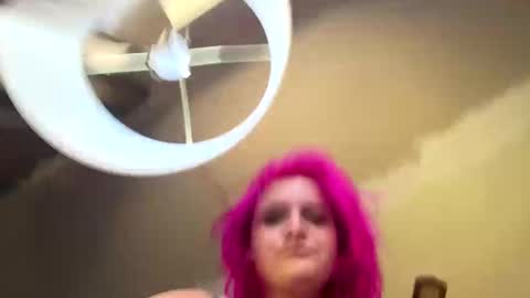 Snapshot of kittycat929709 chatting on 01/15/25, 07:23 Drip maker online show from 01/15/25, 07:23