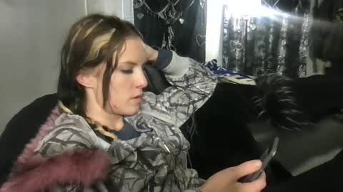 Snapshot of kittycatkendra chatting on 02/13/25, 01:08 kittycatkendra online show from 02/13/25, 01:08