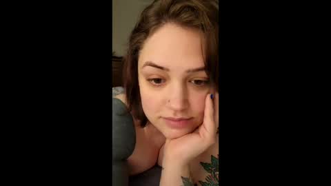 Snapshot of kittycraveschaos chatting on 05/14/26, 05:03 kittycraveschaos online show from 05/14/26, 05:03
