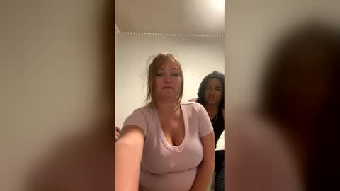 kittygiz online show from 06/08/26, 04:02