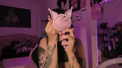 Snapshot of kittygoth_ chatting on 07/21/26, 10:34 Kitty Goth online show from 07/21/26, 10:34