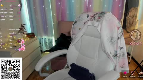 Snapshot of kittygrey chatting on 01/18/25, 06:10 Samantha Grey online show from 01/18/25, 06:10