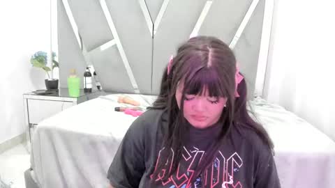 kittyhtx online show from 12/29/24, 08:22