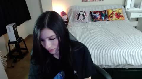 Snapshot of kittykat18x chatting on 03/21/26, 04:17 Isabel online show from 03/21/26, 04:17