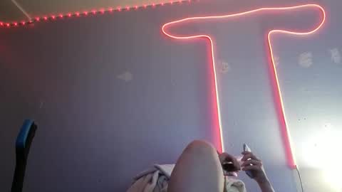 kittykat 1999 online show from 10/16/25, 08:59