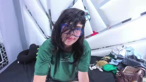 Snapshot of kittylovely__ chatting on 01/20/25, 06:32 kittylovely online show from 01/20/25, 06:32