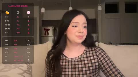 Snapshot of kittymia8 chatting on 12/18/24, 03:04 mia online show from 12/18/24, 03:04