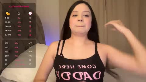 Snapshot of kittymia8 chatting on 10/02/25, 04:30 mia online show from 10/02/25, 04:30