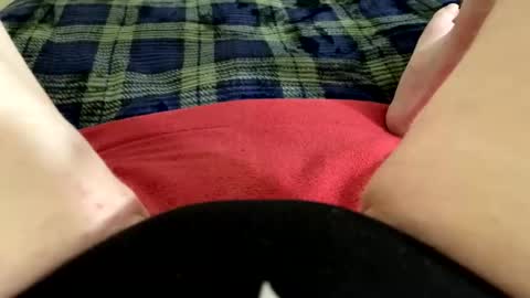 kittyneedsherdaddy online show from 12/19/25, 09:49