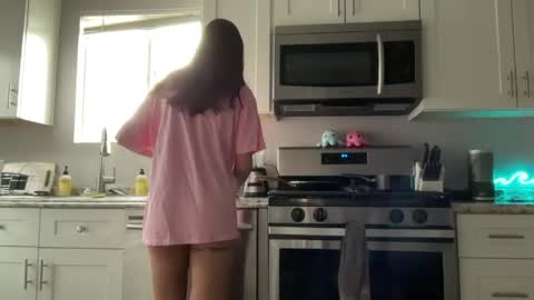 Snapshot of kittypurr79 chatting on 04/10/26, 11:09 kittypurr79 online show from 04/10/26, 11:09