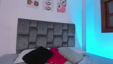 kitty online show from 06/10/26, 06:07